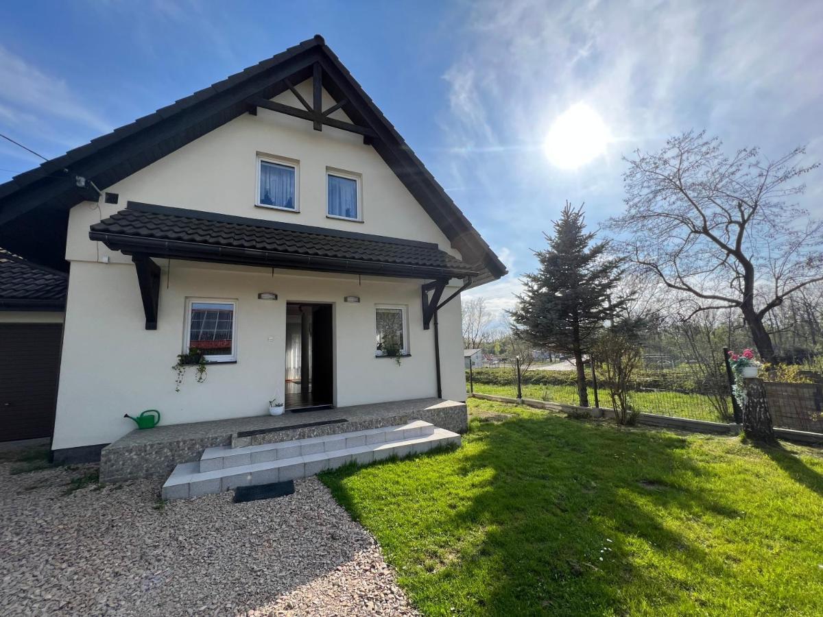 Apartmán Dom Nad Skawa - Zator 5Km Grodzisko  Exteriér fotografie